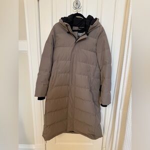 Aritzia (TNA) Taupe Super Puff Powder Parka Long